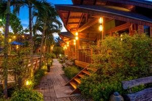 tique series boutique resort