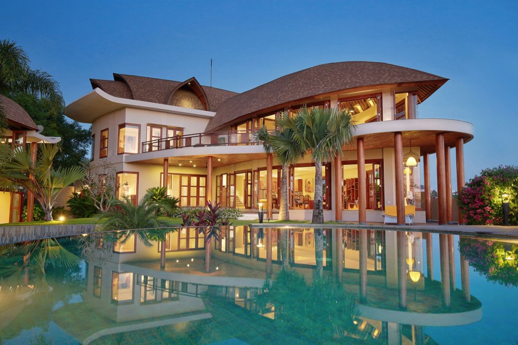 Casa Bonita Villa,Benoa>>Bali,5 star