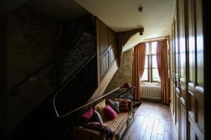 lussac les chateaux