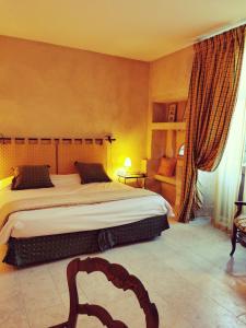 lussac les chateaux