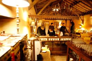 lussac les chateaux