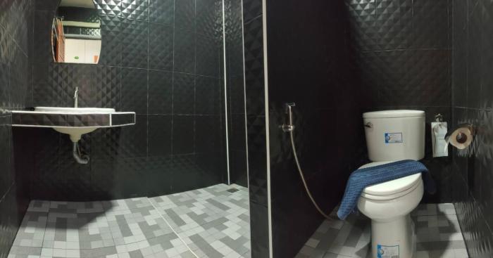 golden house hotel sakaeo