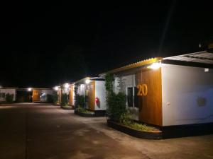 golden house hotel sakaeo