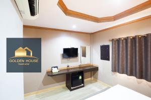 golden house hotel sakaeo