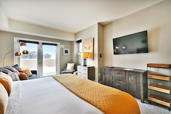 Your Own Balcony, Full Kitchen In Canyons Village By Redawning,3720 N Sundial Ct,4 star