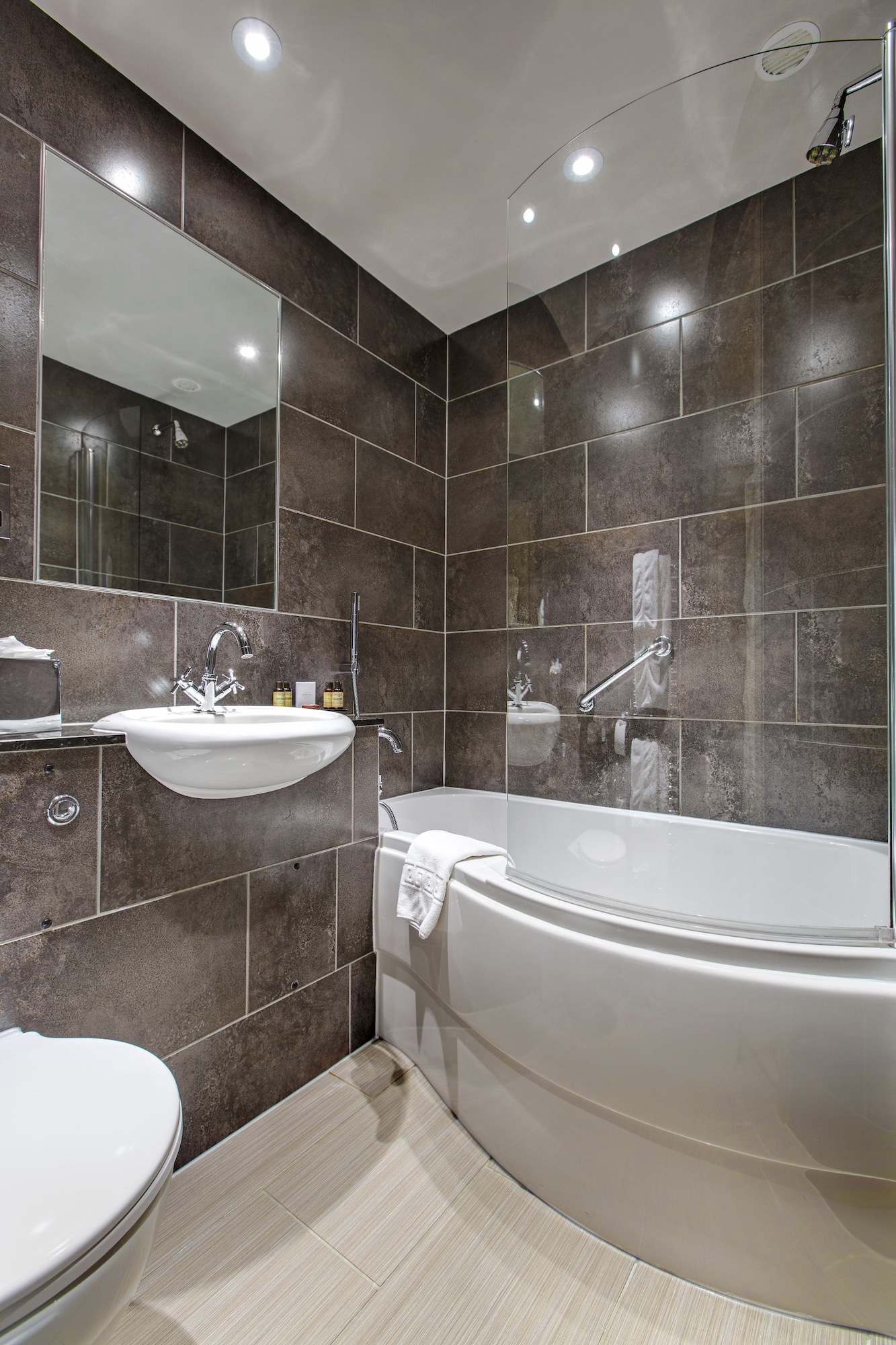 cedar manor hotel and restaurant adults only