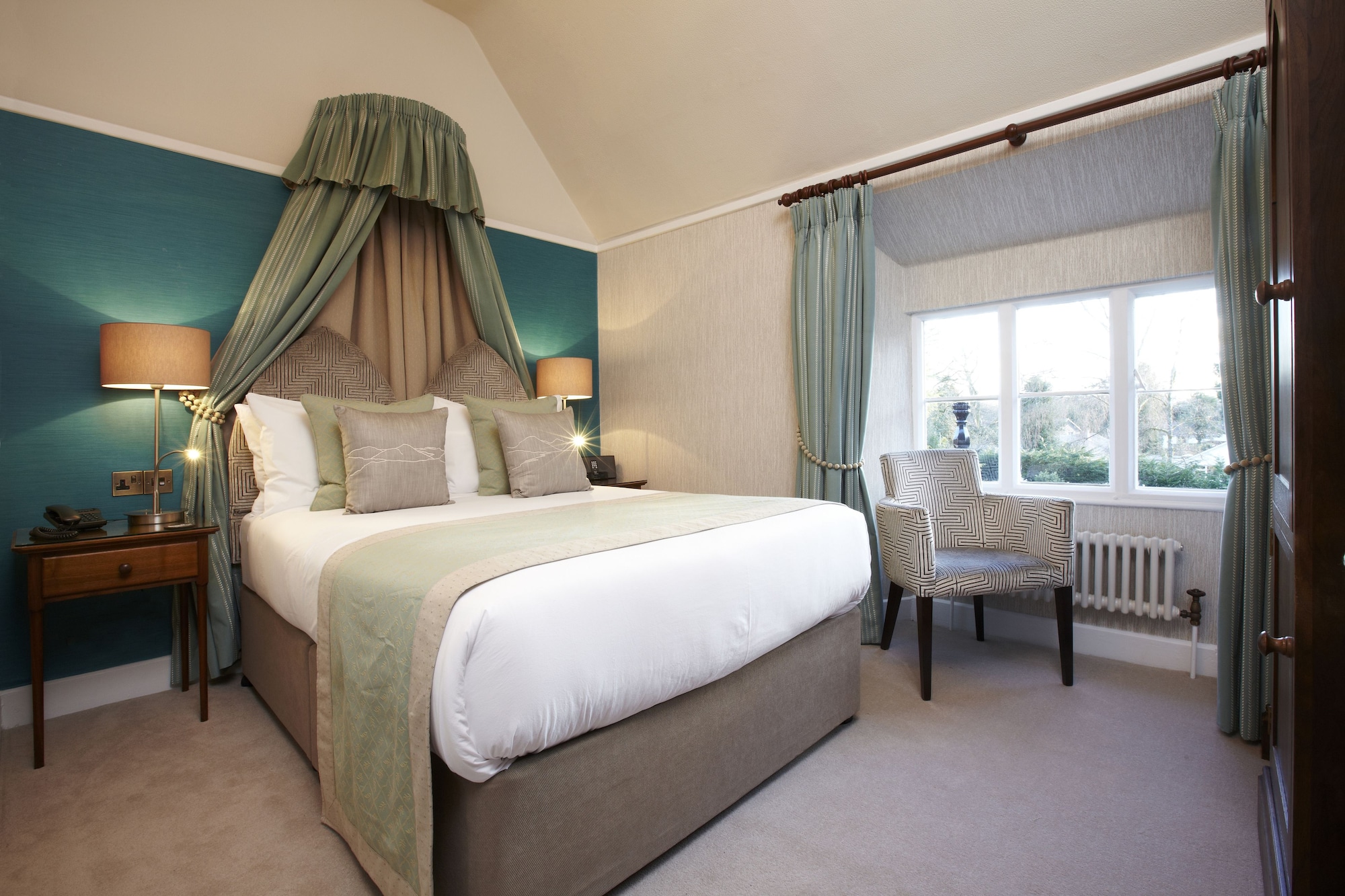 cedar manor hotel and restaurant adults only