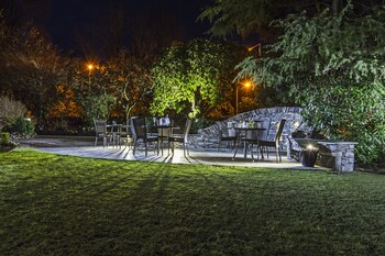 cedar manor hotel and restaurant adults only