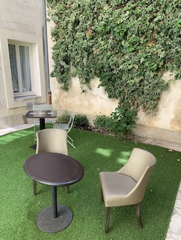 Hôtel Médiéval,Rognonas>>Avignon,3 star