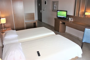 hotel cariatis