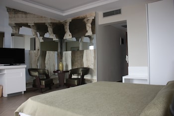 hotel cariatis