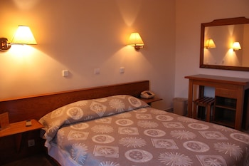 hotel cariatis