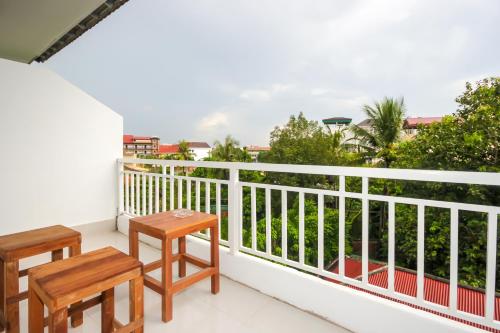 blossoming romduol boutique hostel