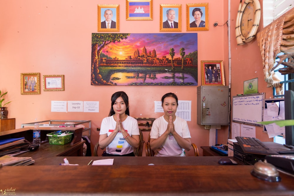 blossoming romduol boutique hostel