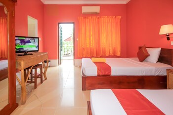 blossoming romduol boutique hostel