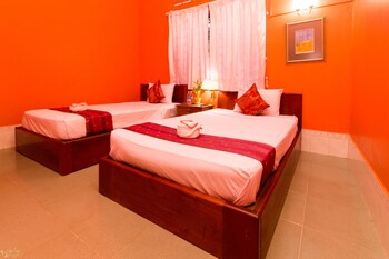 blossoming romduol boutique hostel