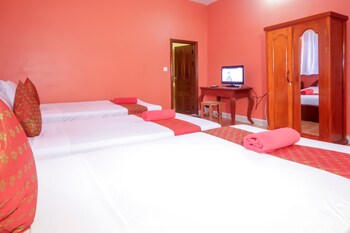 blossoming romduol boutique hostel