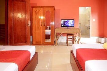 blossoming romduol boutique hostel