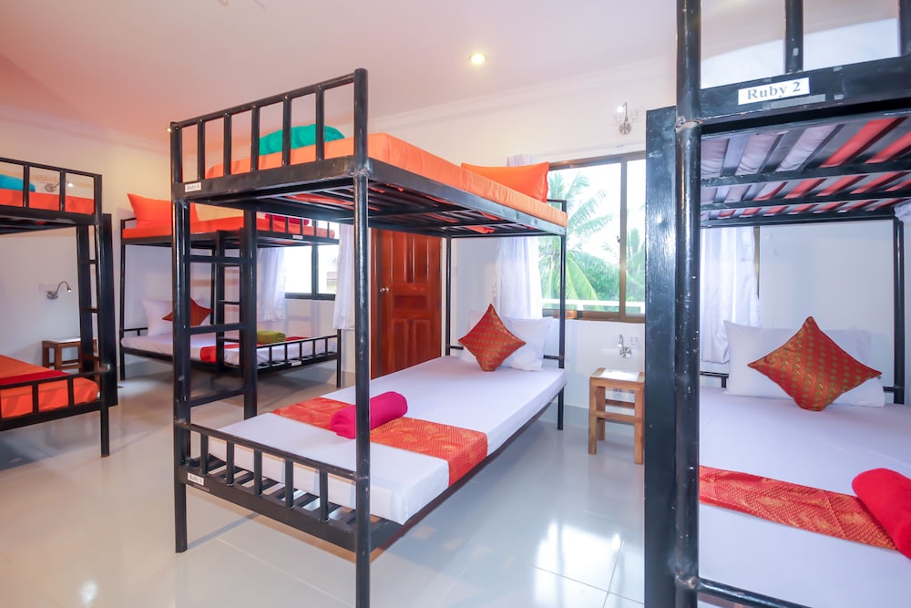 blossoming romduol boutique hostel