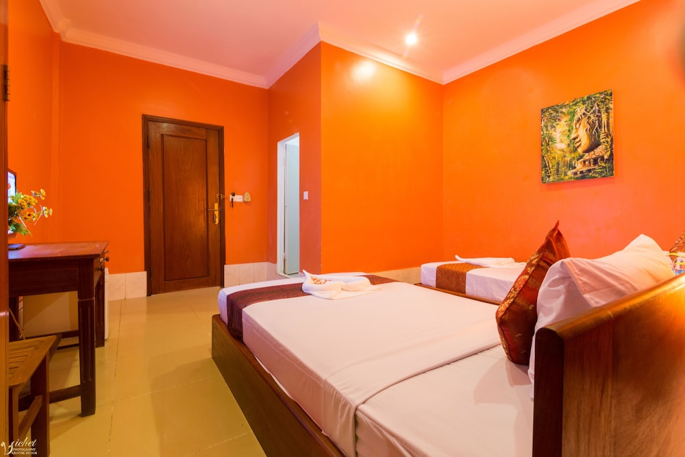blossoming romduol boutique hostel
