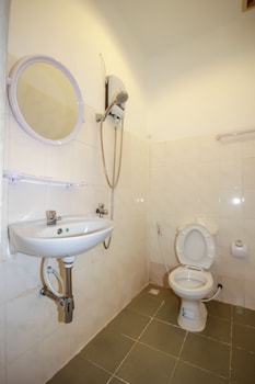 blossoming romduol boutique hostel
