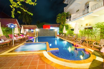 blossoming romduol boutique hostel