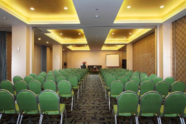 maxone hotels at pemuda jakarta