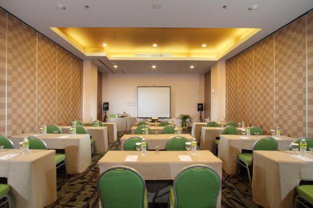 maxone hotels at pemuda jakarta