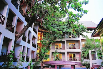 lomtalay chalet resort