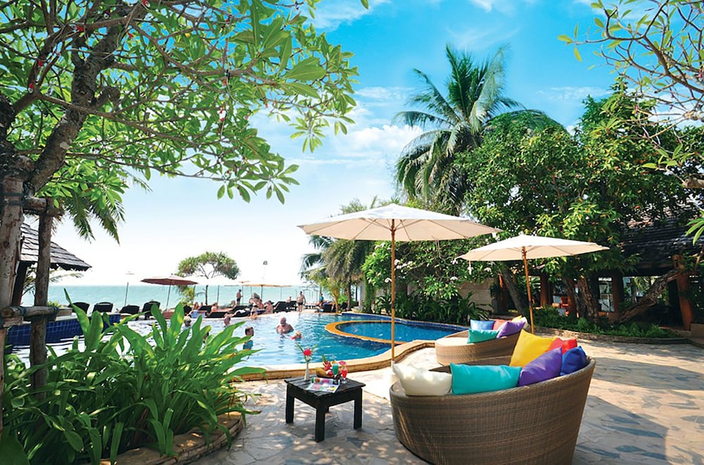 lomtalay chalet resort