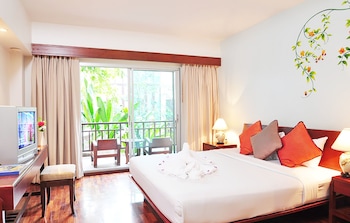 lomtalay chalet resort