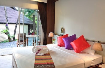 lomtalay chalet resort
