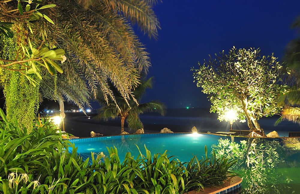 lomtalay chalet resort
