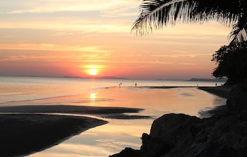 lomtalay chalet resort