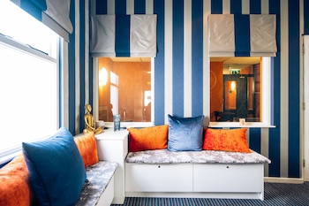 rosspark hotel