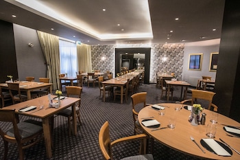 rosspark hotel