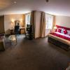 rosspark hotel