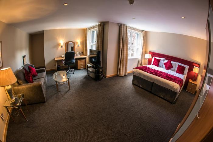 rosspark hotel