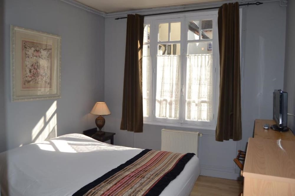 brit hotel les comtes de champagne centre historique