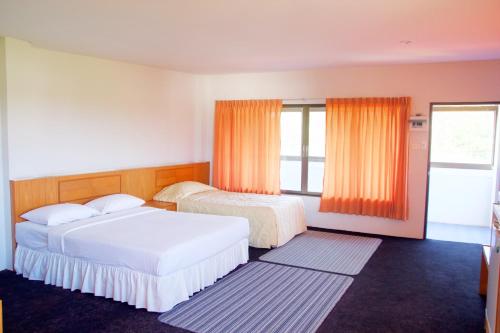 sichang shine khao resort