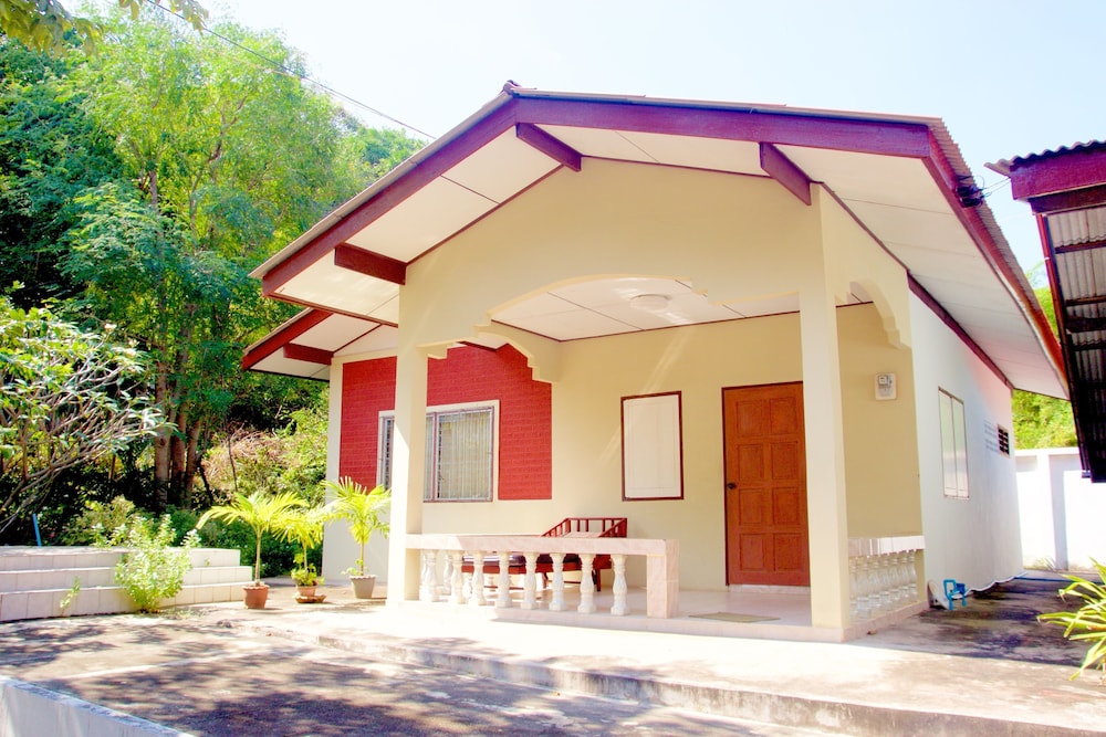 sichang shine khao resort