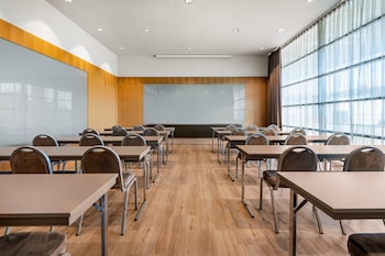 ac hotel diagonal lilla by marriott