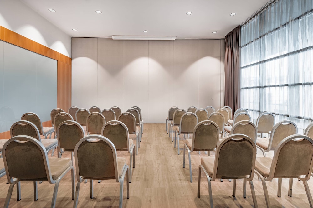 ac hotel diagonal lilla by marriott