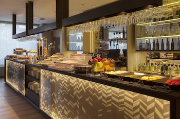 ac hotel diagonal lilla by marriott