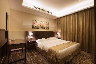grand lily hotel suites