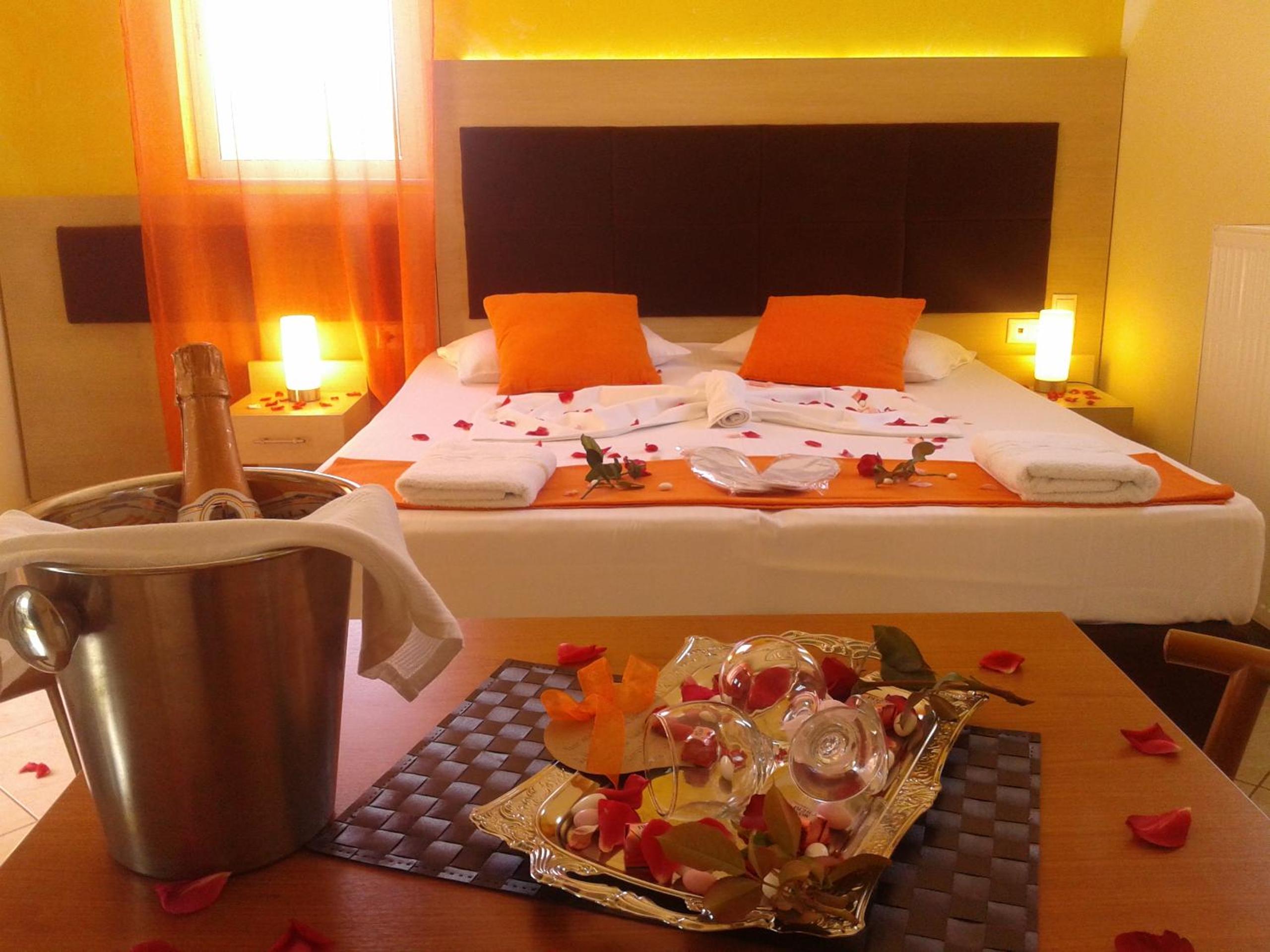 Shine Studios,Lesbos>>Kalloni,2 star