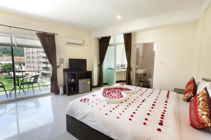 the elegant patong