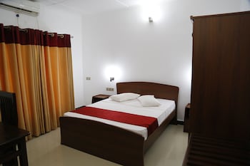 ananthi hotels