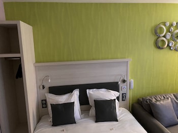 hotel beausoleil montelimar