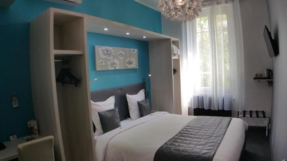 hotel beausoleil montelimar